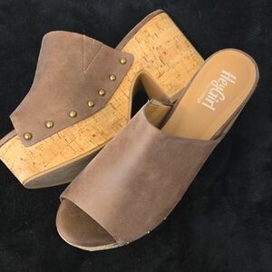 Corkys Tan Platform Mules
